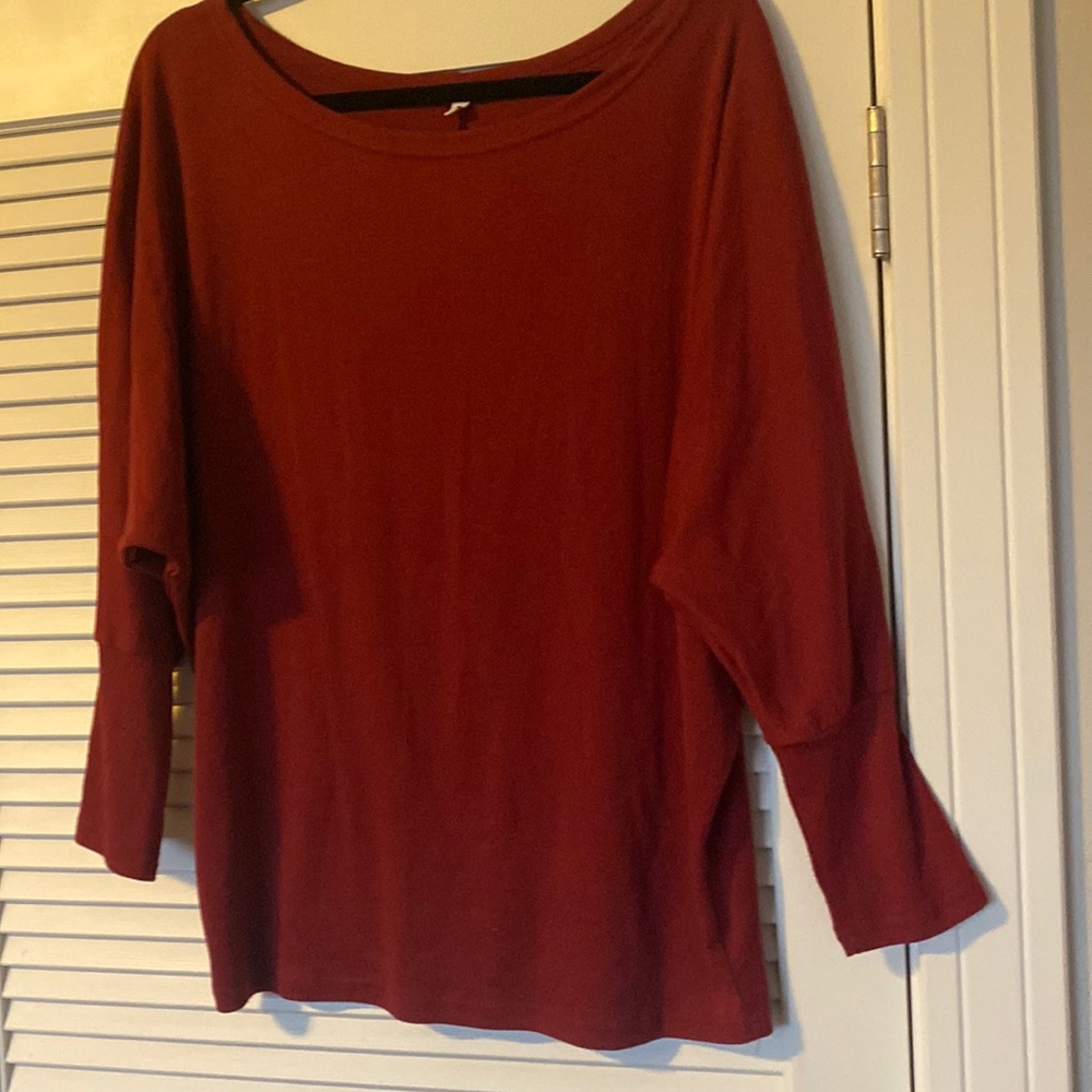 Scoop neck tunic